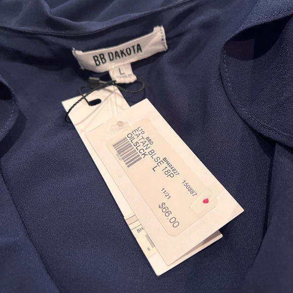 NWT - Cold Shoulder Ruffle Top - Picture 4 of 4